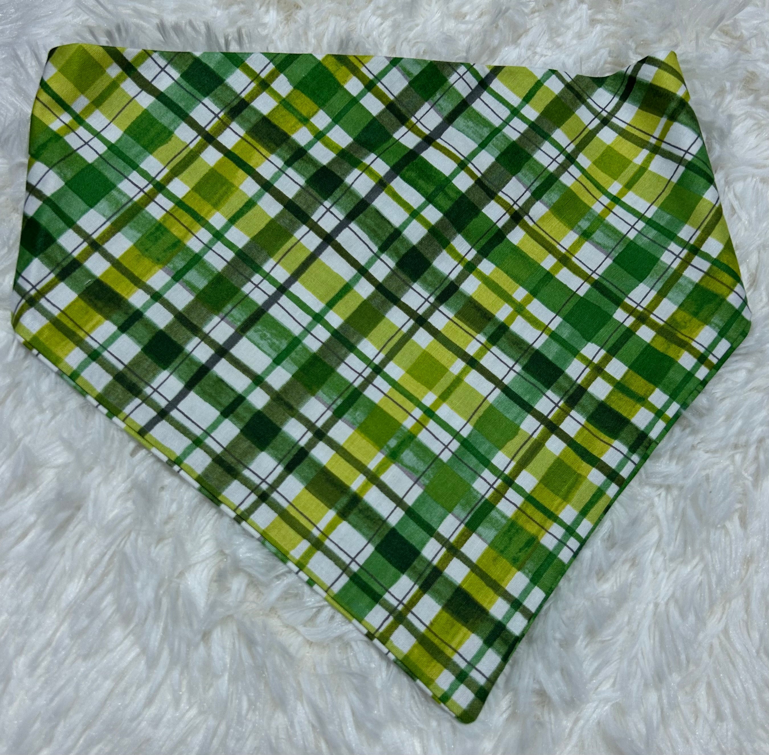Irish Plaid Scrunchie Pet Bandana