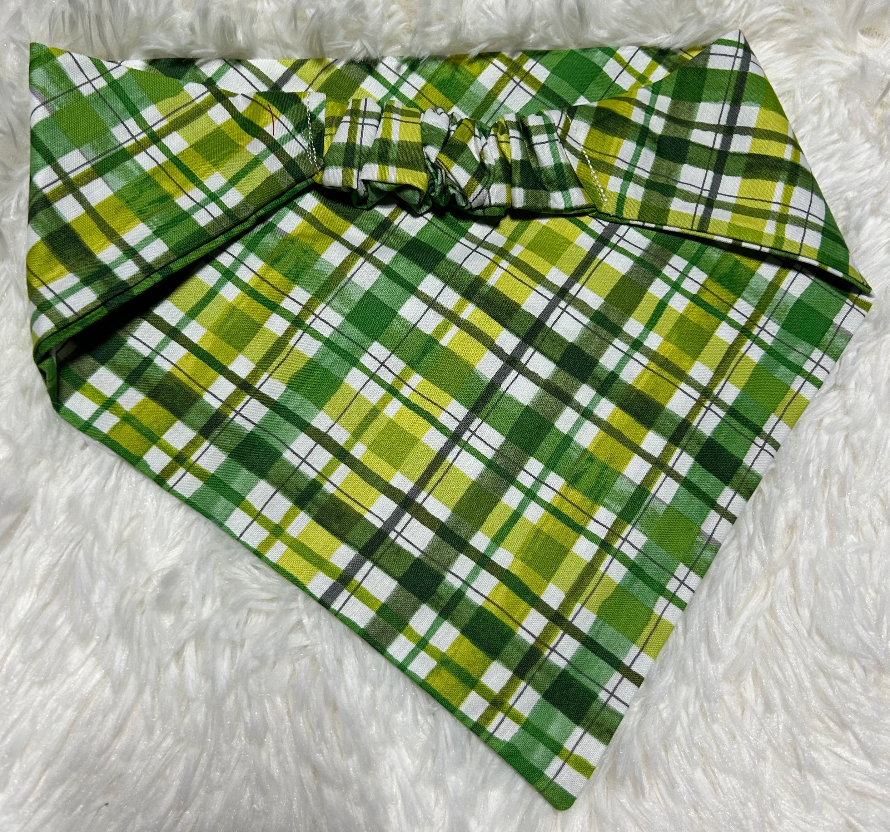 Irish Plaid Scrunchie Pet Bandana