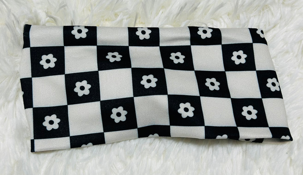 White Flowers on Black Checker Print Headband