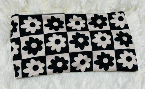 Black and White Flowers Checker Print Headband