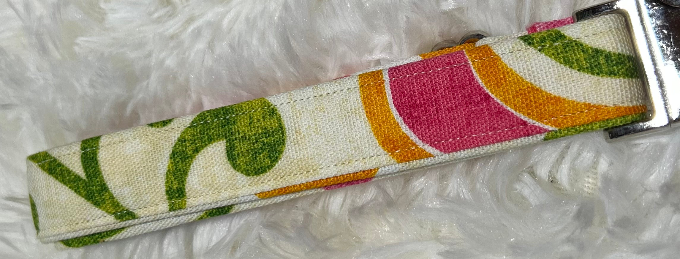 Cream Floral Pet Collars with Metal Hardware