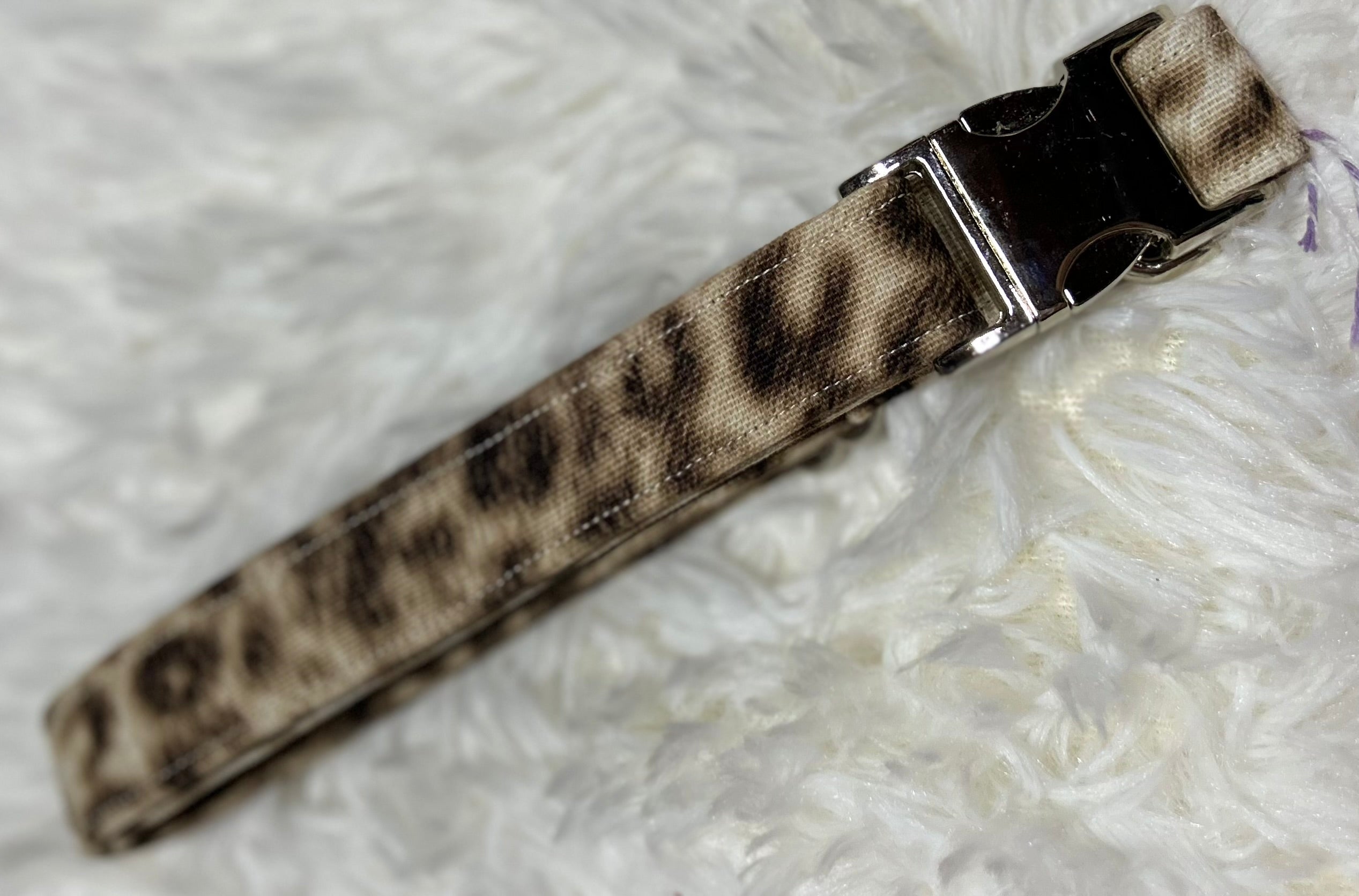 Brown Cheetah Pet Collars with Metal Hardware