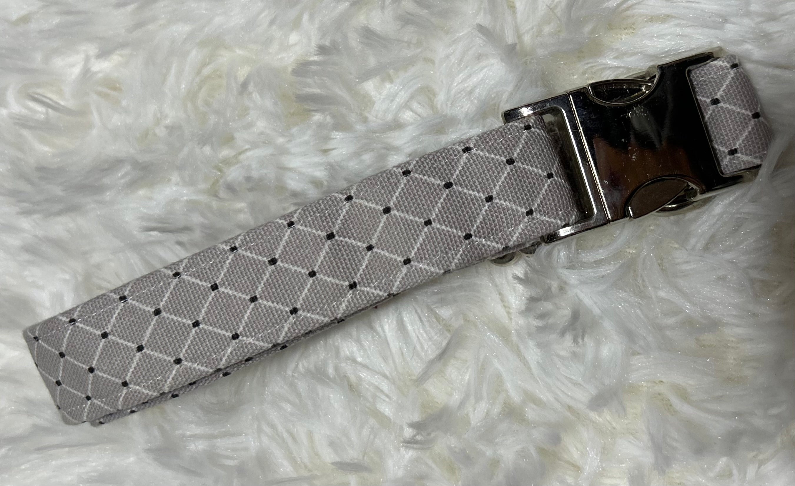 Grey Diamonds Pet Collars with Metal Hardware