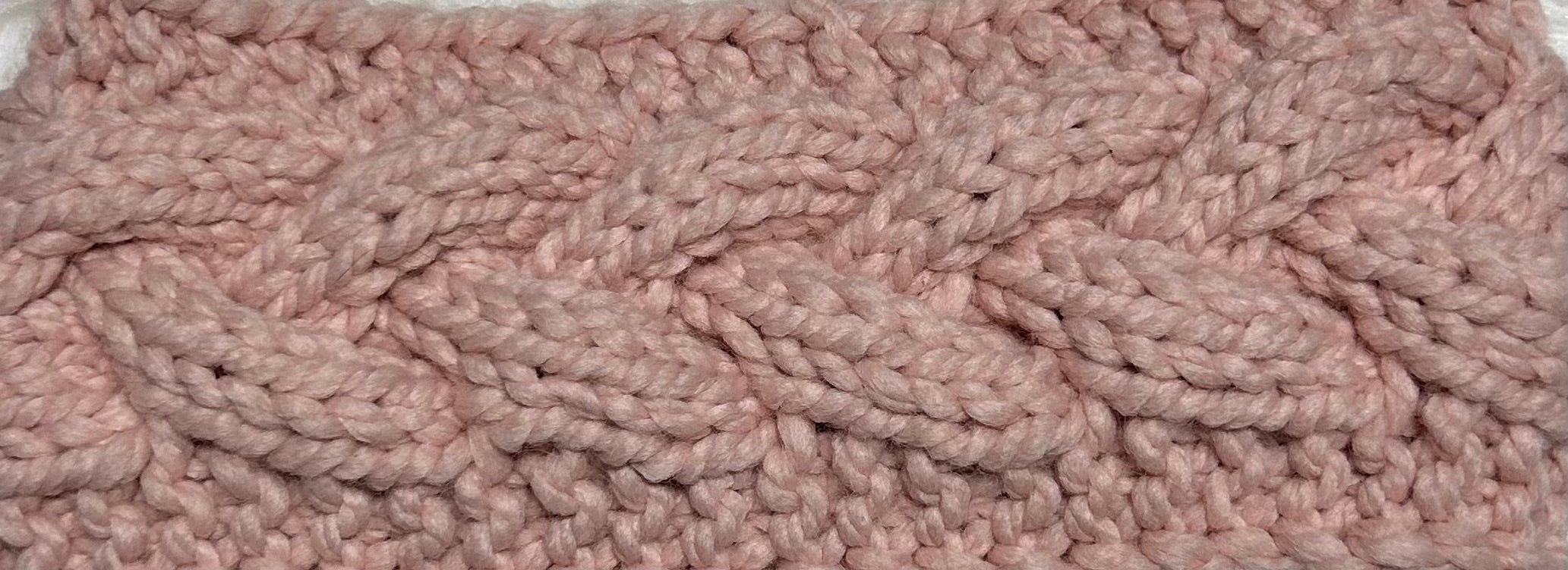 Knitted headband - Pink